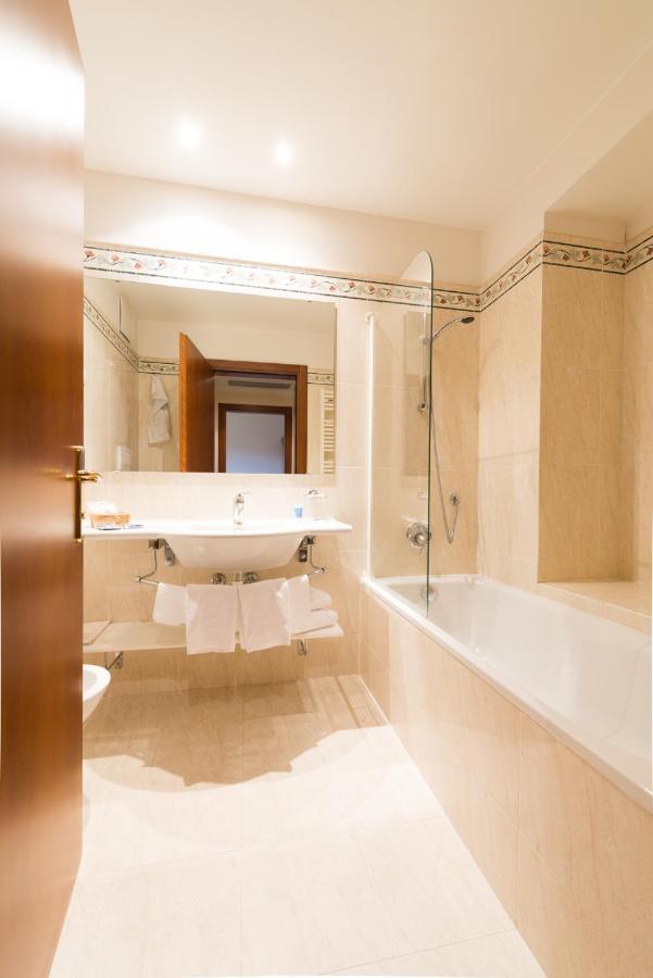 Hotel Eden Levico Terme Exterior foto