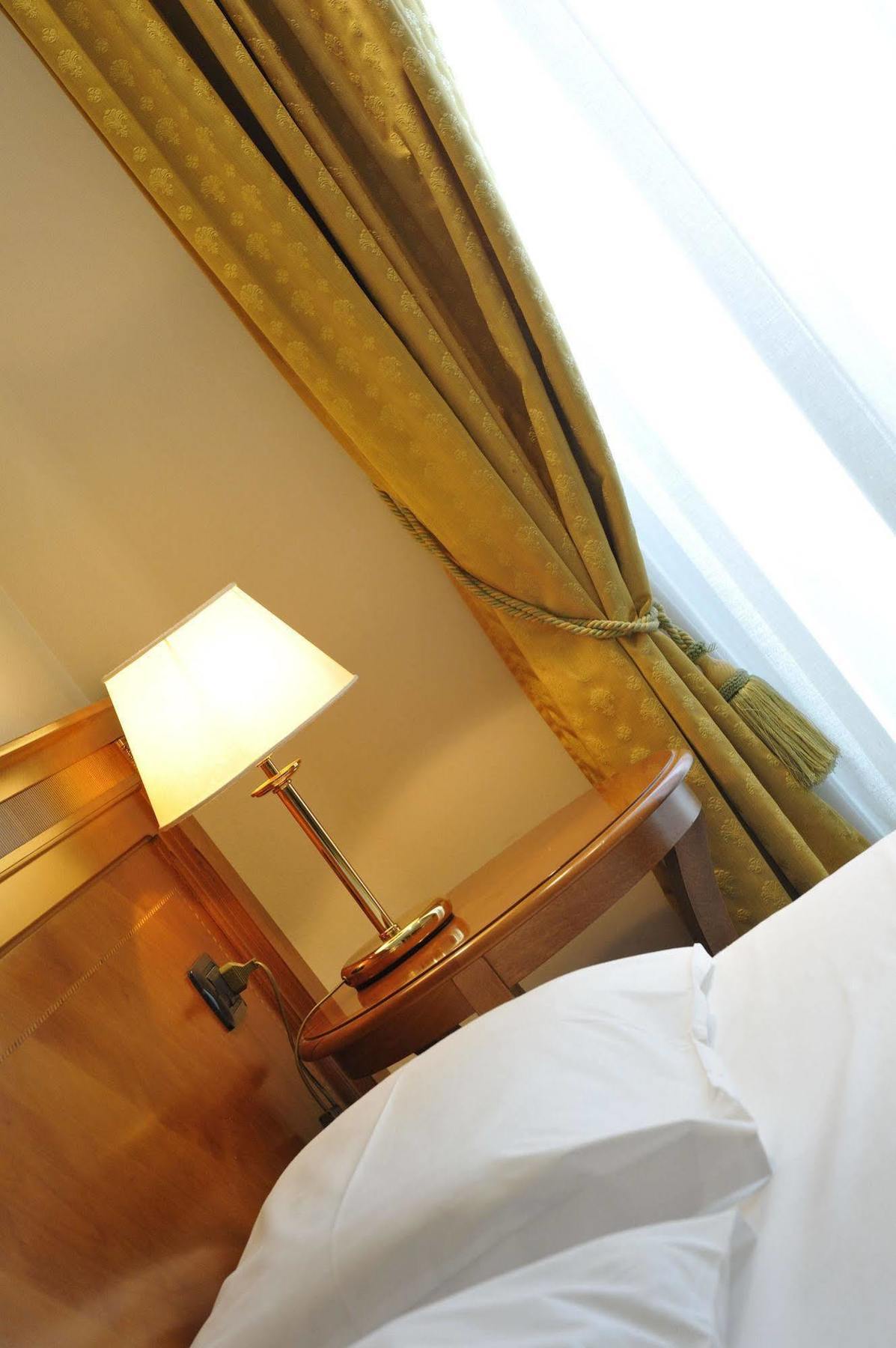 Hotel Eden Levico Terme Exterior foto